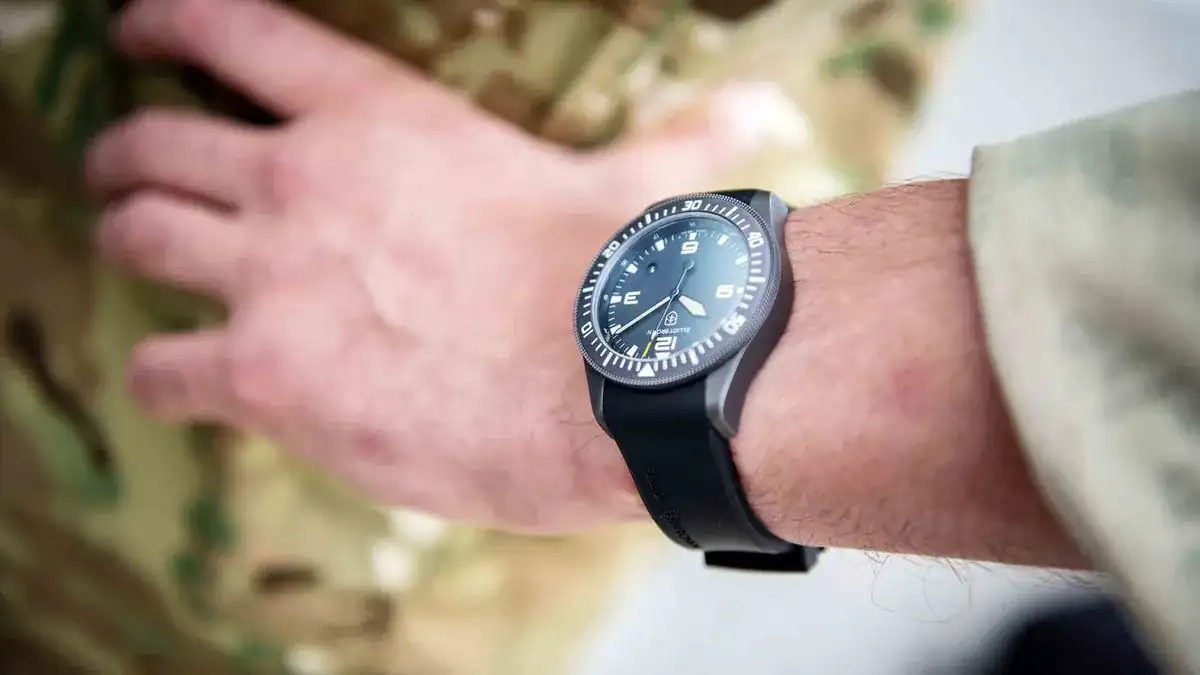 ELLIOT BROWN HOLTON.webp