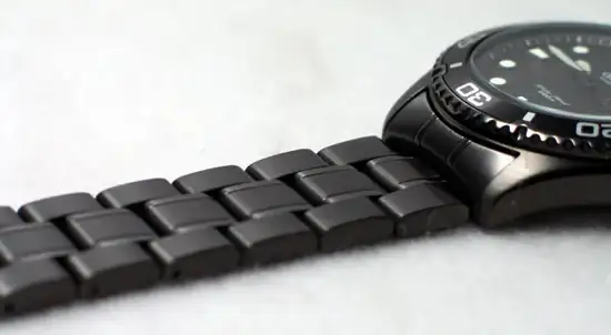 em65007b_bracelet2.webp