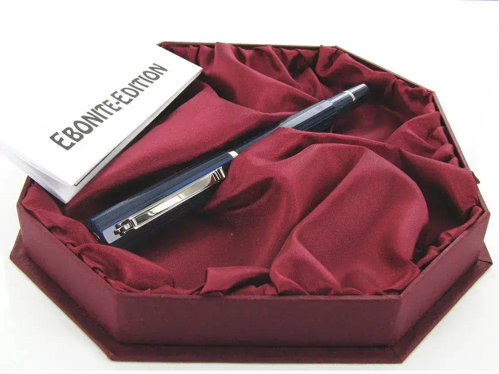 ent-Fountain-Pen-Ebonite-Edition-14K-Nib-CS27001-7.webp