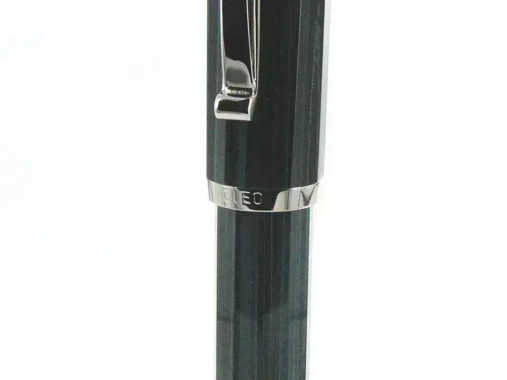 ent-Fountain-Pen-Ebonite-Edition-14K-Nib-cs27011-4.webp