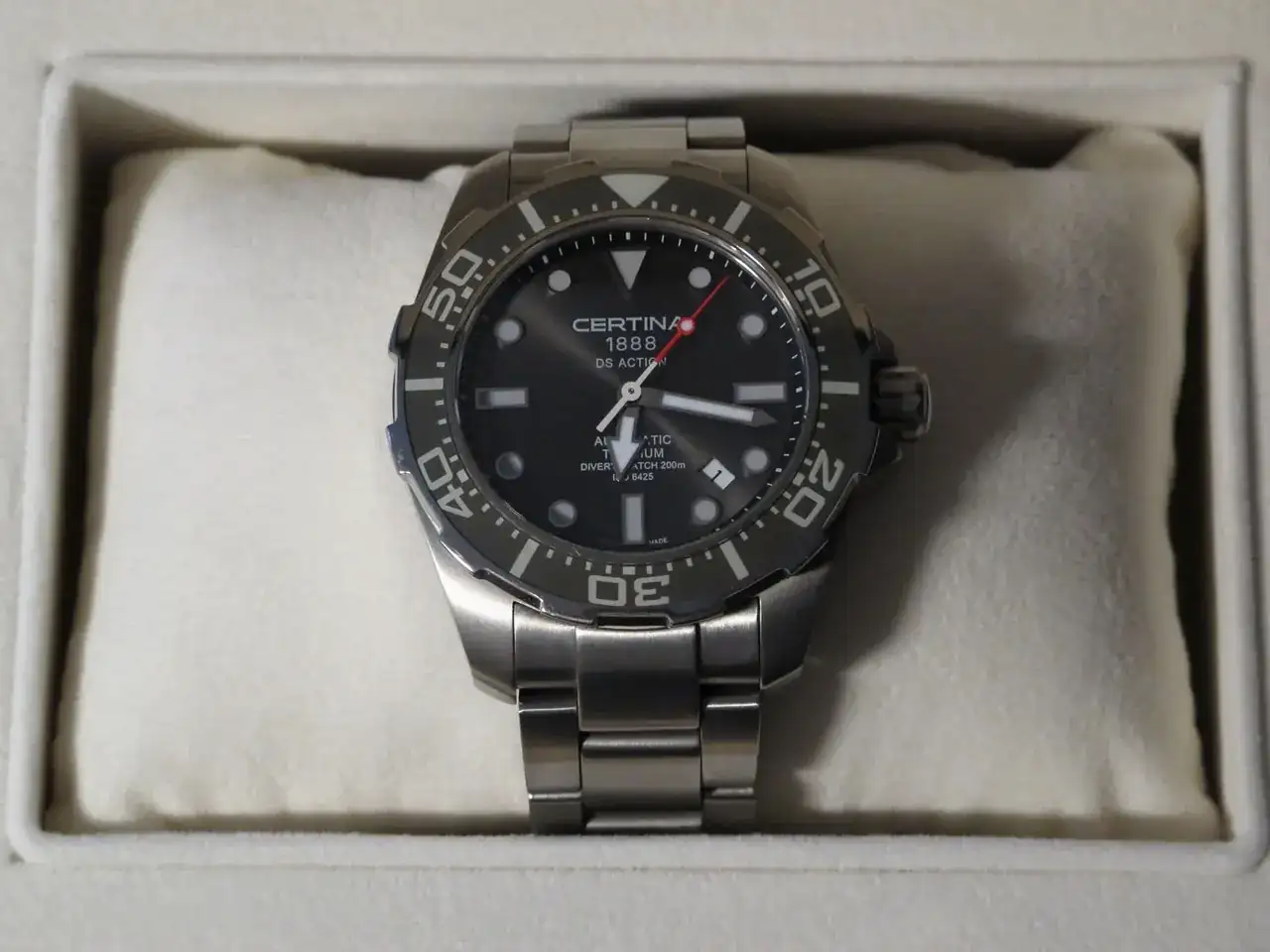 ertina-ds-action-diver-titanium-automatic-img_2776.webp