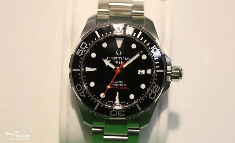 ertina_ds_action_diver_black_front_baselworld_2017.webp