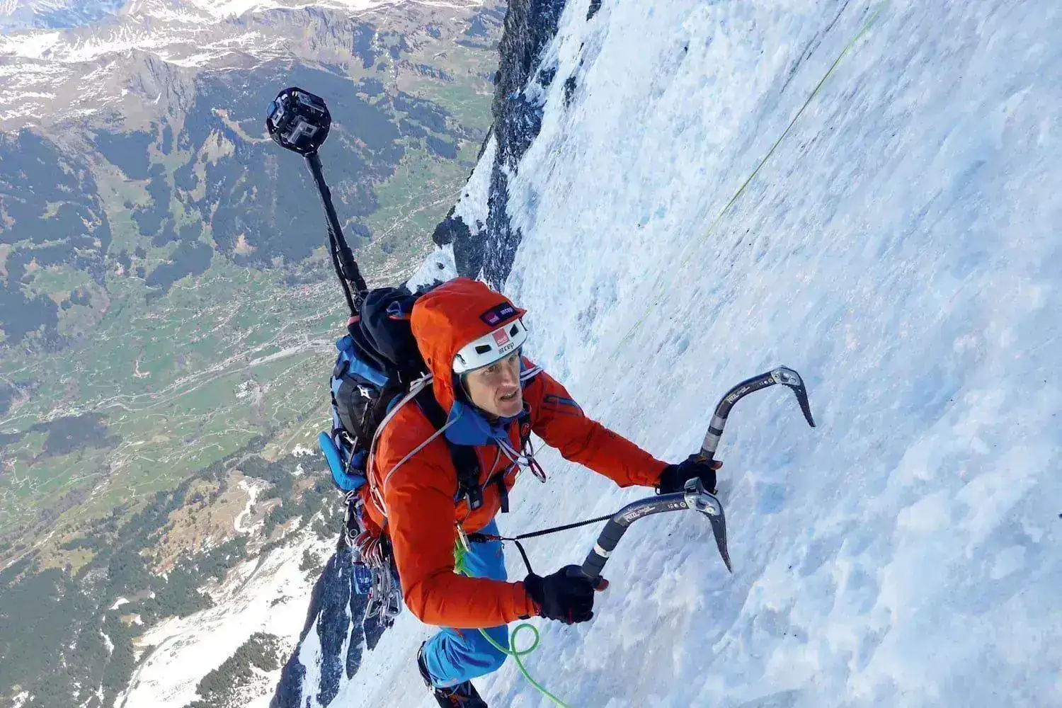 escalando-el-eiger-con-una-cámara-360º-para-project360-de-mammut.jpg