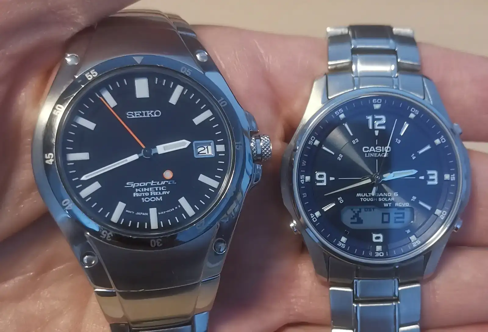 Esfera Seiko Kinetic vs Casio Lineage.webp