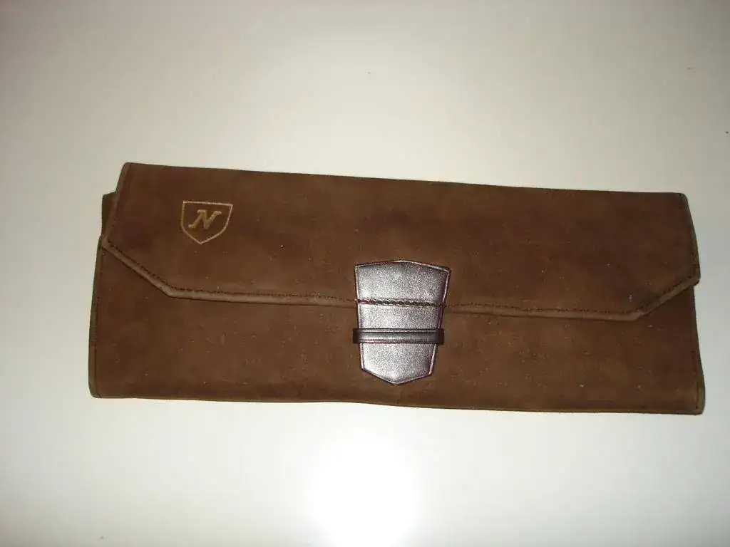 Estuche cerrado.webp