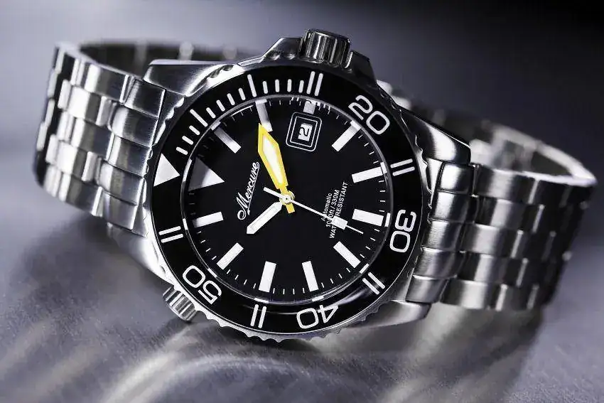 eta-automatic-german-diver-reduced-mecure-poseidon.webp