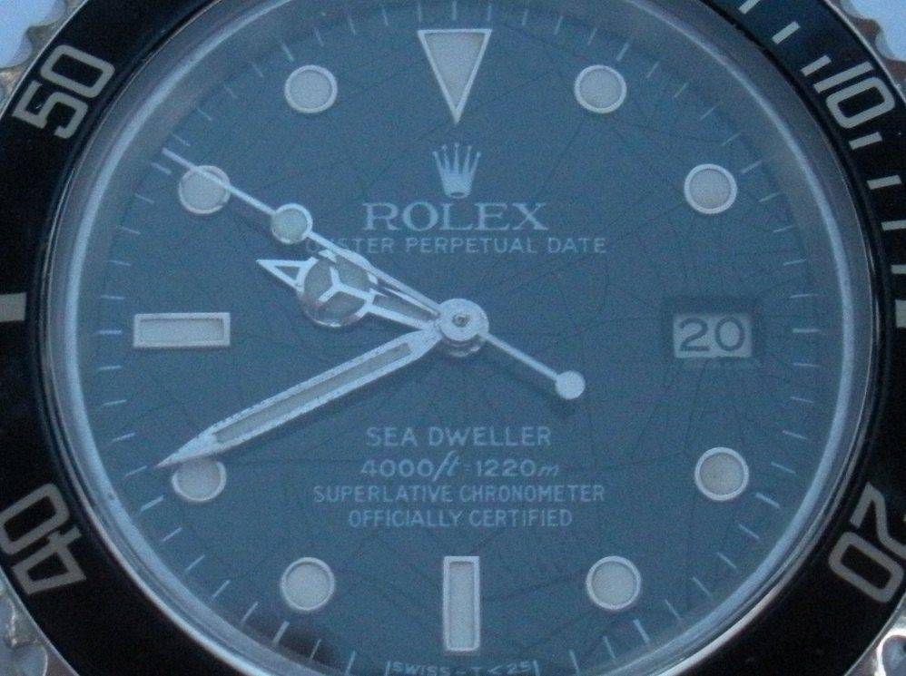 ex-Sea-Dweller-16660-Triple-Six-Spider-Web-Dial-53.jpg