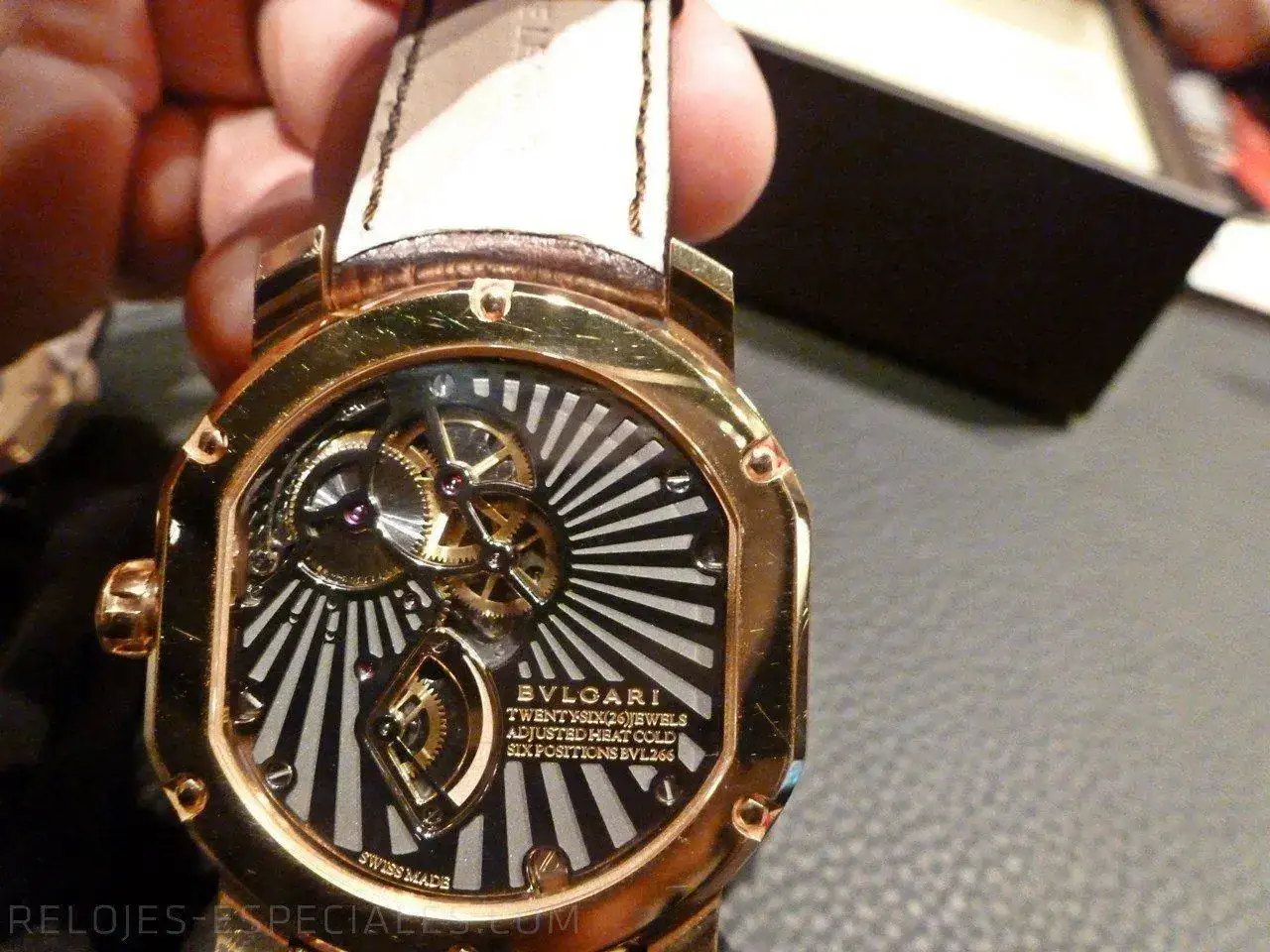 excepcion-bulgari-papillon-back.webp