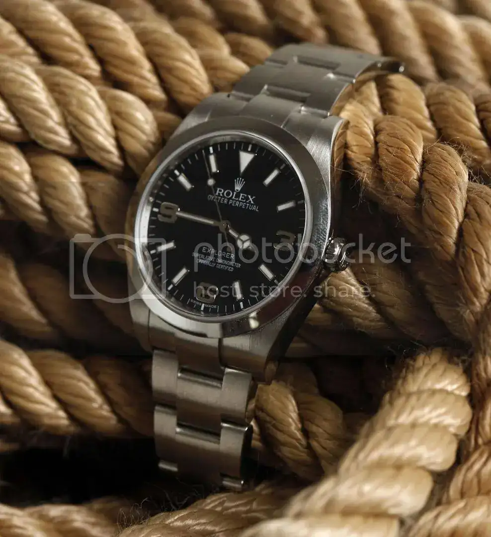explorer1new2-4.webp