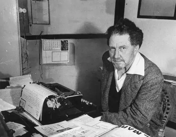 ezra pound.webp