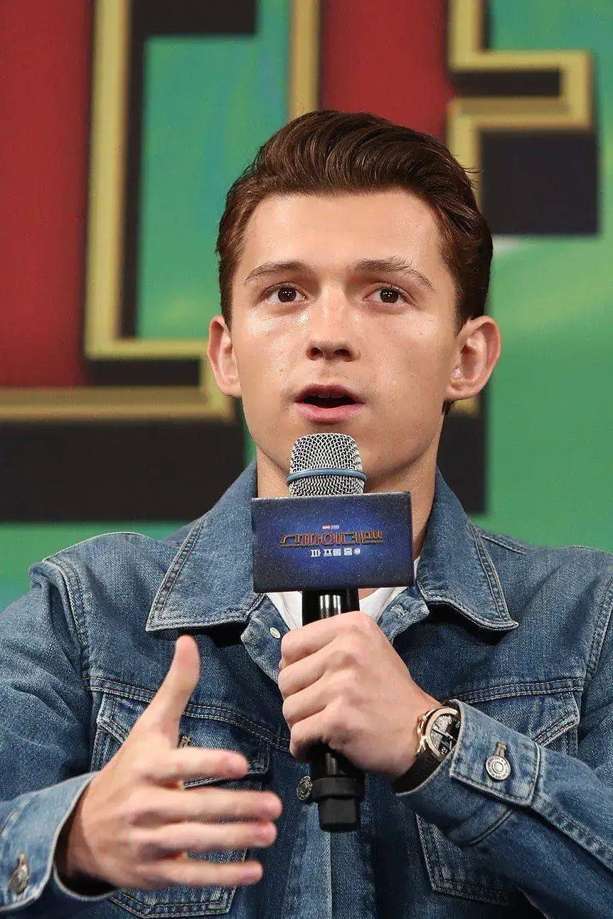 f-the-week-7.6-Tom-Holland-Patek-Philippe-Aquanaut.webp