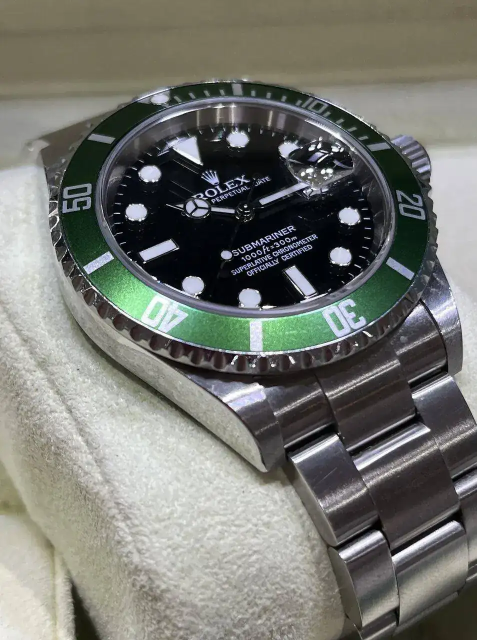 F1135040-F168-4A24-8E28-FC0F31DB97BA.webp