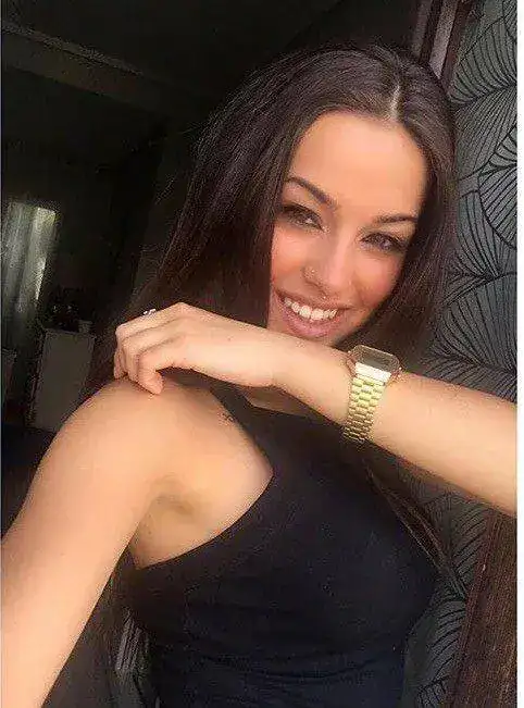 f7bb42eca84d5182cb595db10322dd30.webp