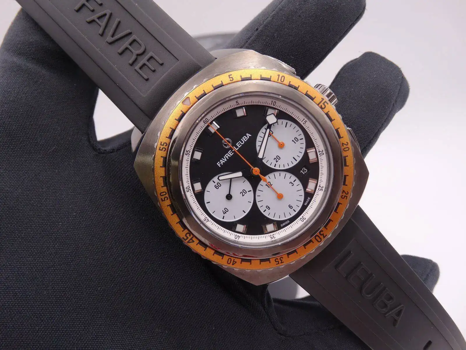 Favre Leuba Raider Sea Sky 3282.JPG