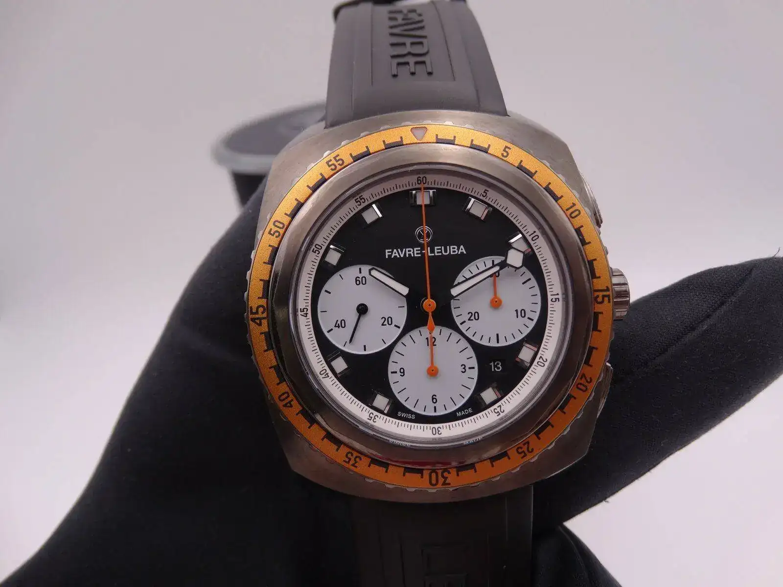 Favre Leuba Raider Sea Sky 3291.JPG