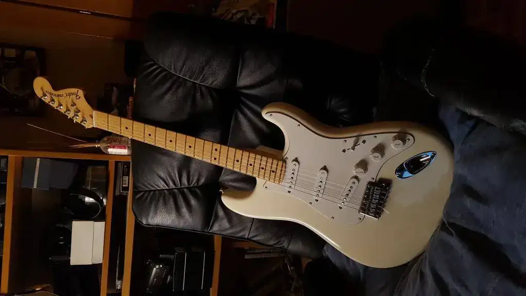 Fender Stratocaster U.S.A 70s.webp