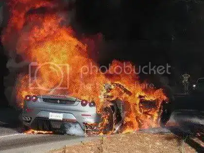Ferrari_F430_Ardiendo-1.webp