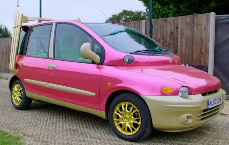 fiat-multipla-rosa-5.webp
