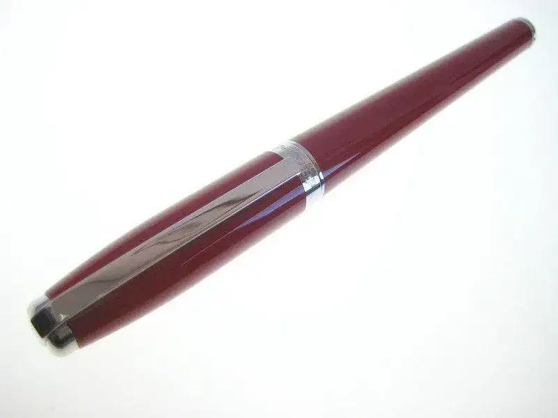 -Fidelio-Lacquer-&-Palladium-Fountain-Pen-451402-2.webp