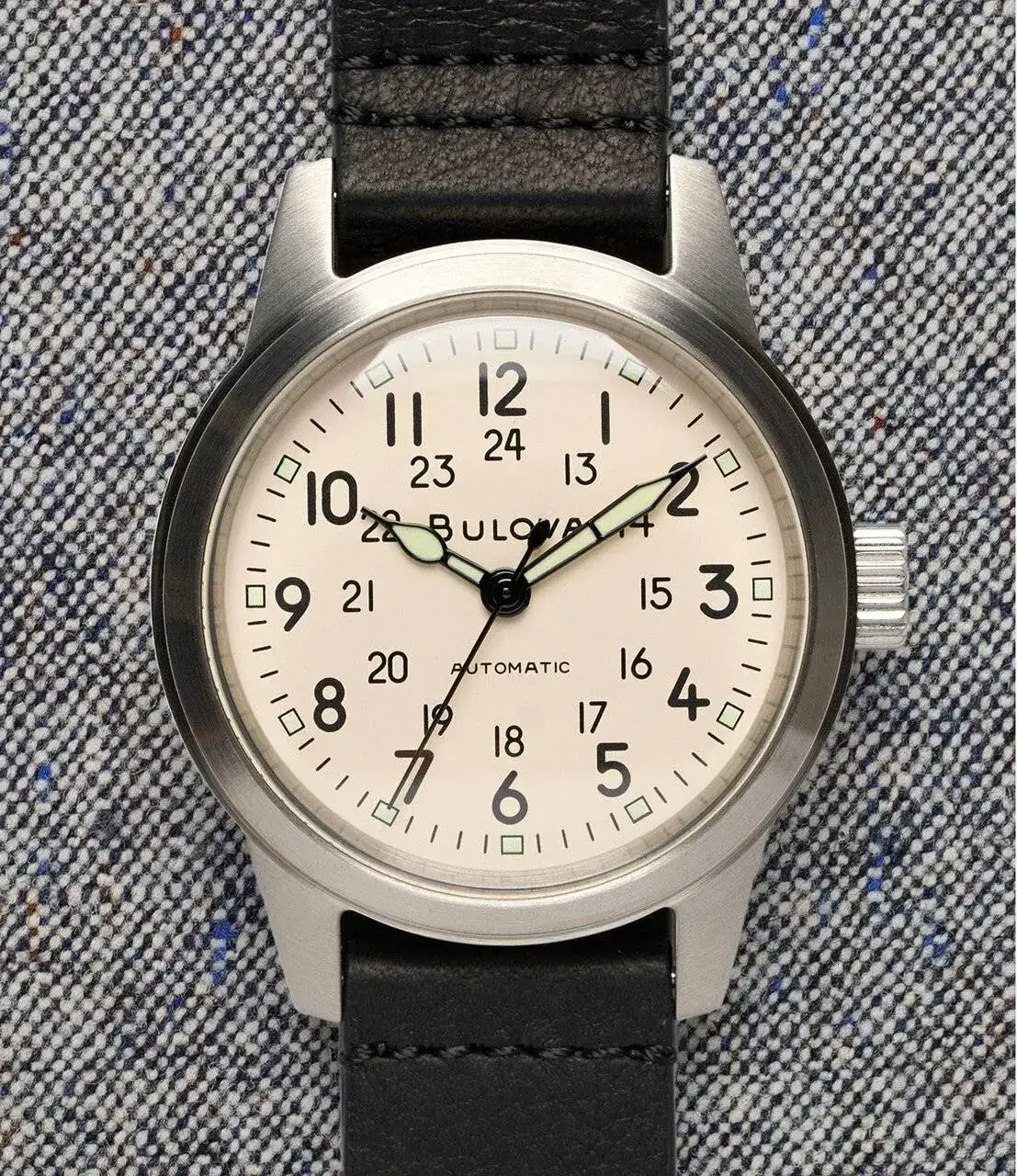 FIELD BULOVA HACK WHITE.webp