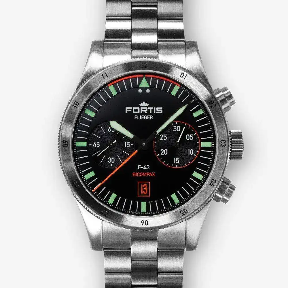 flieger-f43-bicompax-metal-front.webp