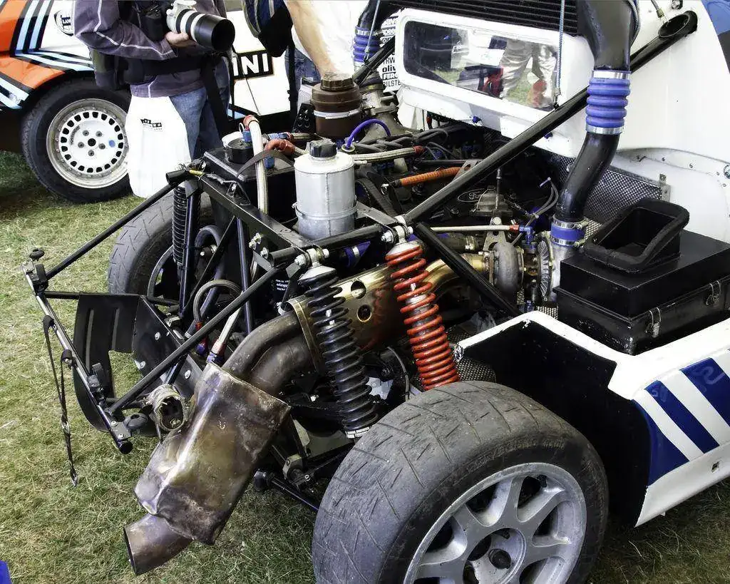 Ford-RS200-engine.webp