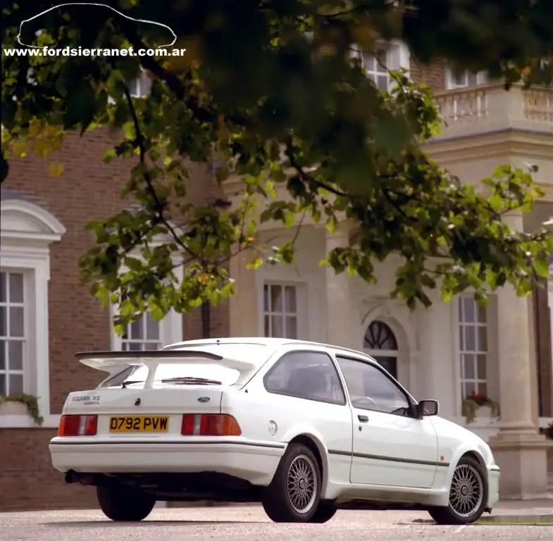 Ford-Sierra-Cosworth-5.webp