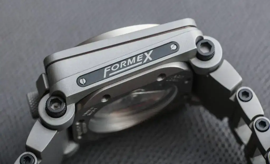 Formex-4Speed-RS-6525-Chronograph-Watch-2-1024x622.jpg