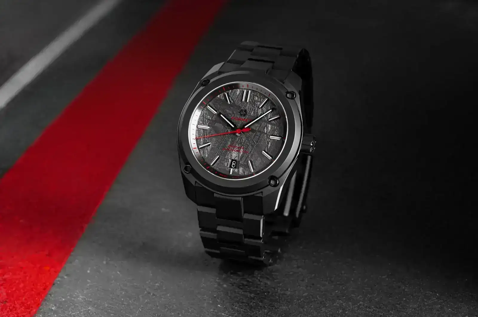 Formex Essence Ceramica 41 mm Automatic COSC - Dark Matter Redshift - Styled Image 1.webp