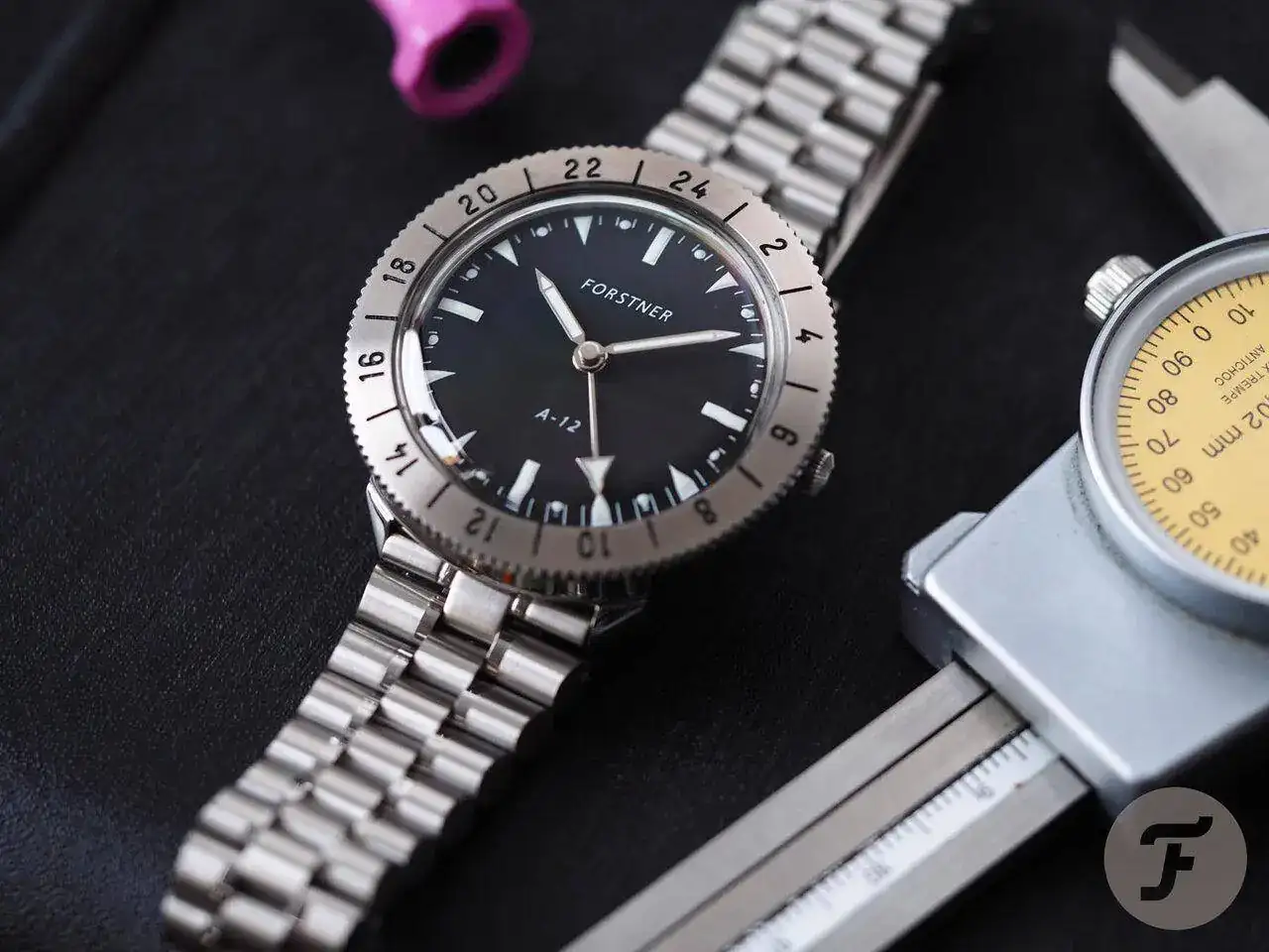 Forstner-A-12-Watch-Bullet-Bracelet-11.jpg