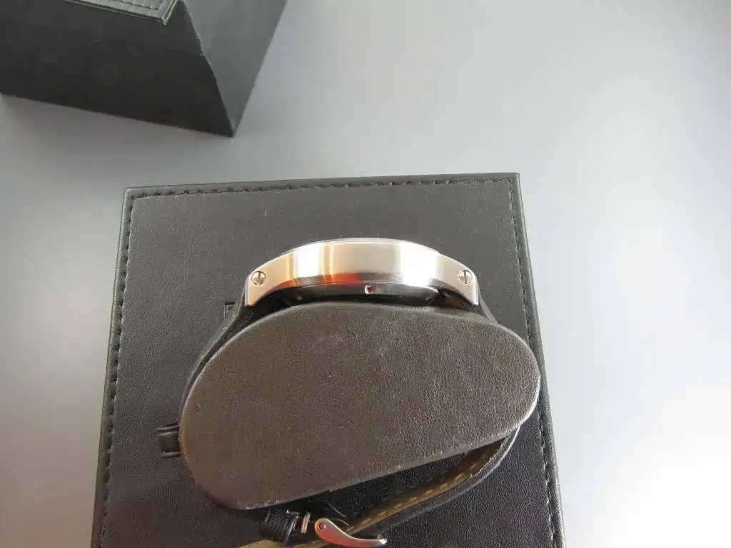 Fortis Flieger negro 004.webp