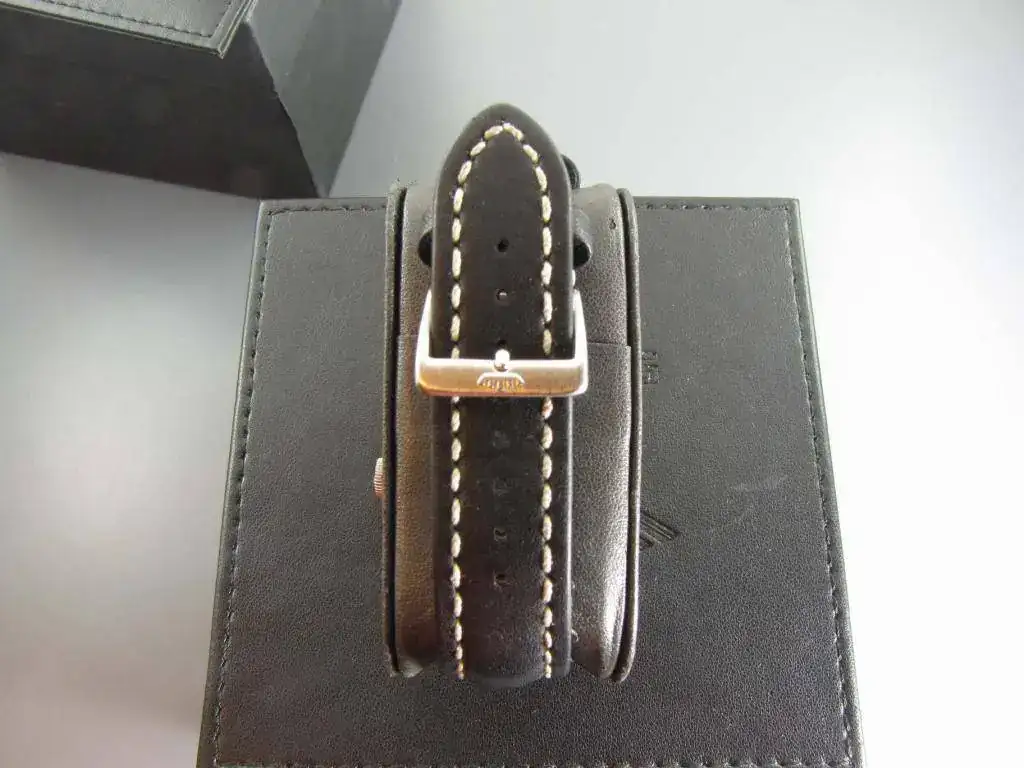 Fortis Flieger negro 006.webp