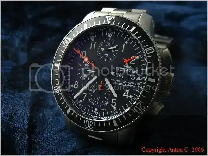 fortisb42chrono1.webp