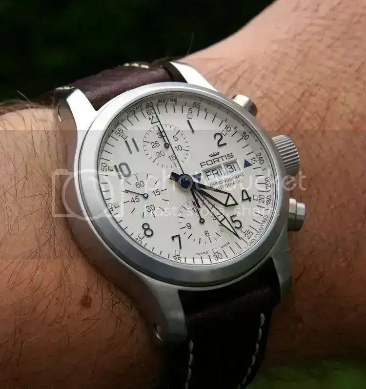 FortisB42Chrono9.webp