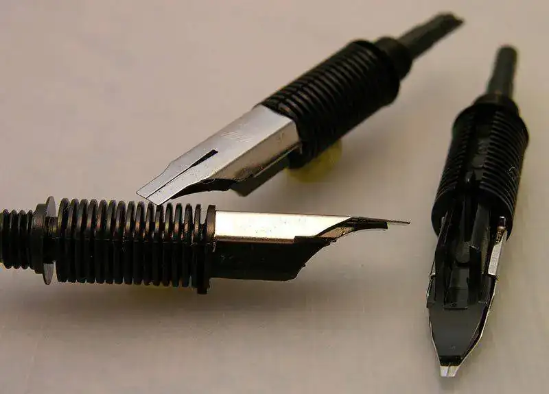 Foto 6b Plumín itálico normal .webp