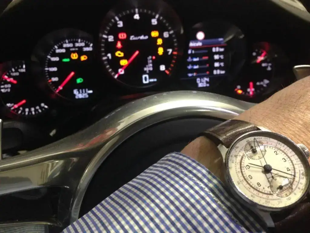 Foto con reloj 2.webp