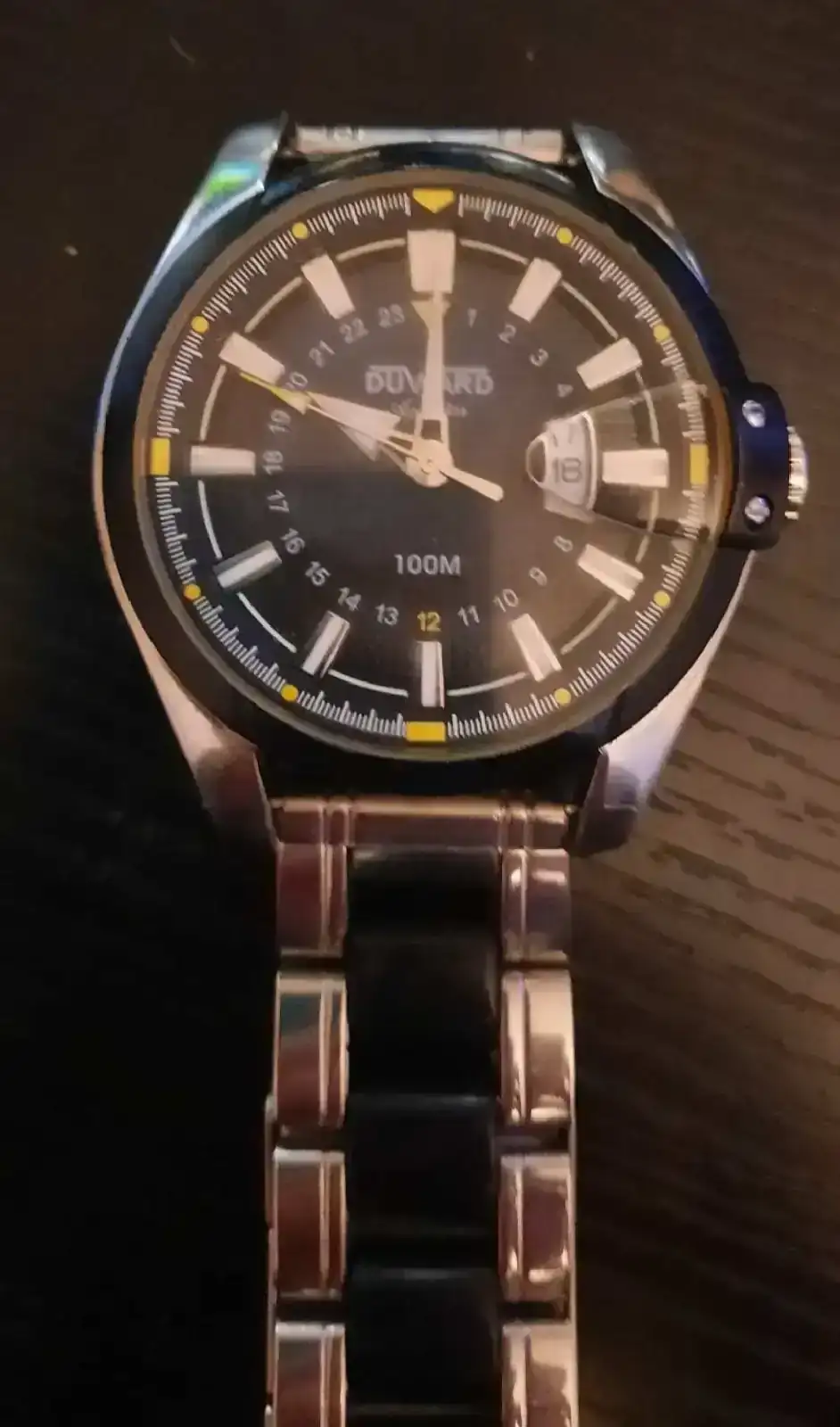 Foto delantera reloj.webp