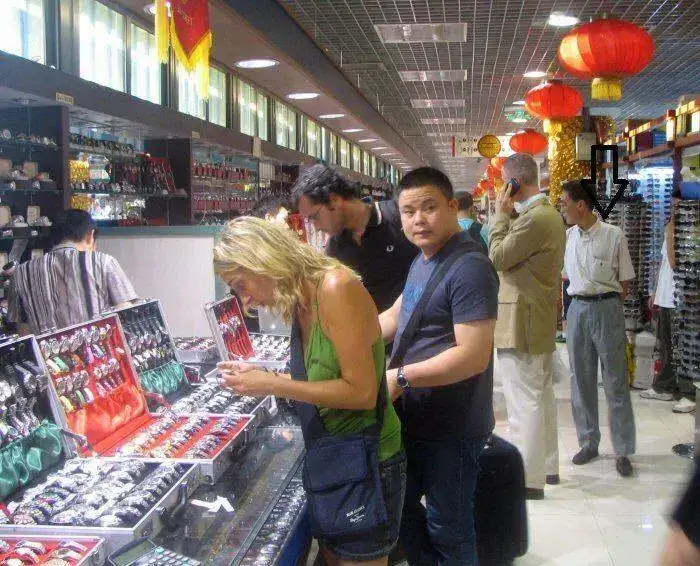 fotos-pekin-mercado-seda-001.webp