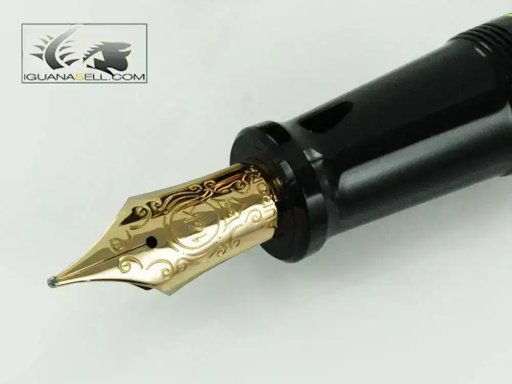 Fountain-Pen-88-Big-in-Resin-&-Golden-Trims-800M-4.webp