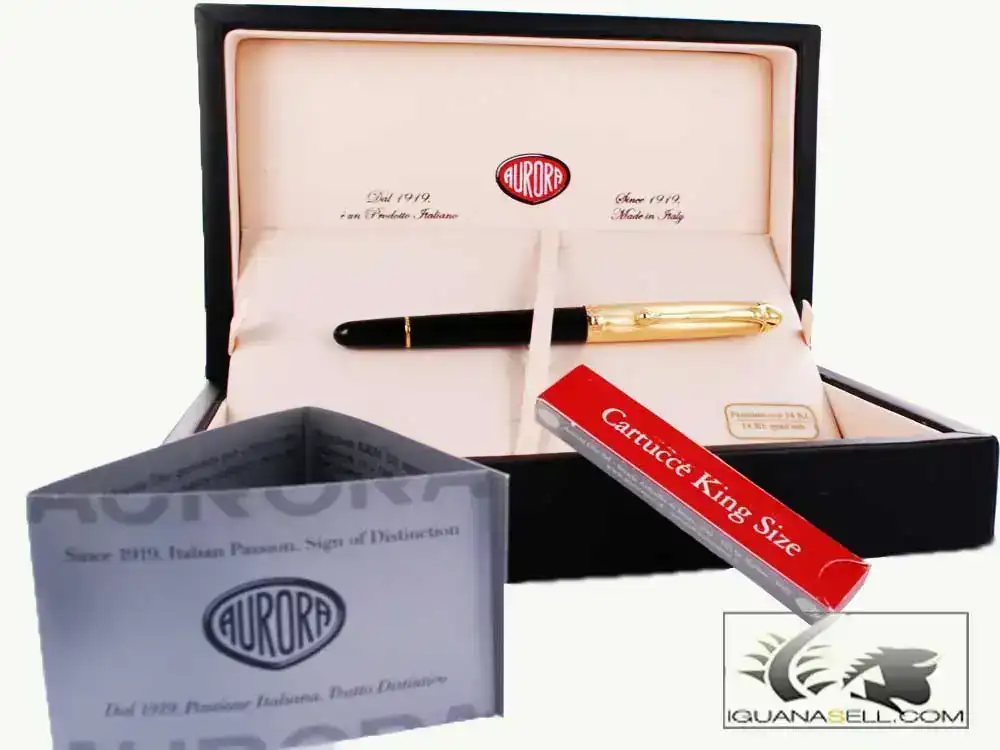 Fountain-Pen-88-in-Resin-and-Gold-Plated-811-811-8.webp