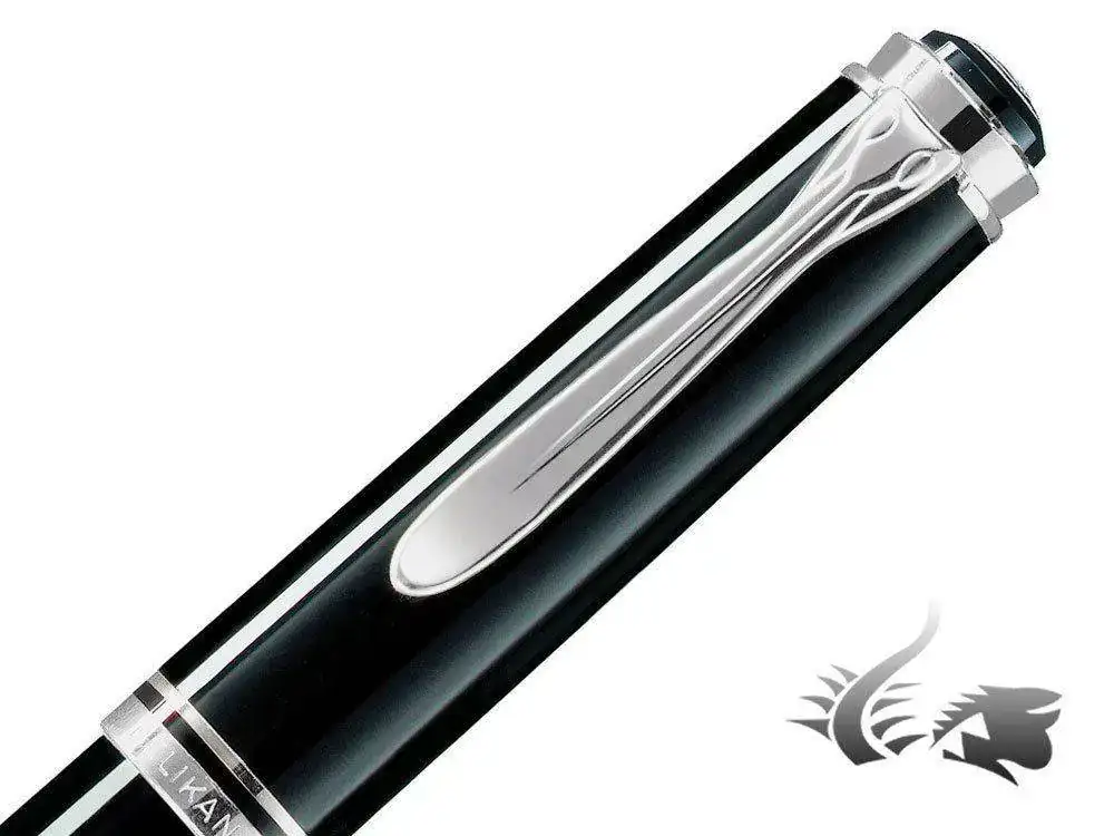 -Fountain-Pen-Black-Resin-Palladium-trim-924563--2.webp