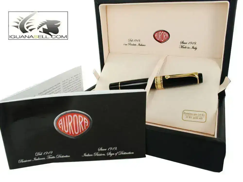 Fountain-Pen-Optima-Black-Resin-&-Gold-Nib-997NM-8.webp