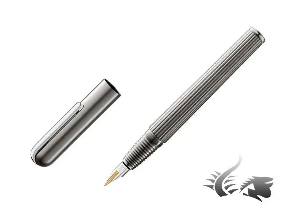 -Fountain-Pen-Titanium-Guilloche-Platinum-plated-1.webp
