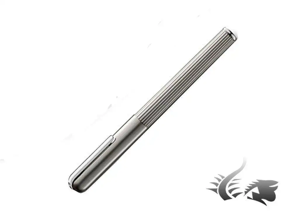 -Fountain-Pen-Titanium-Guilloche-Platinum-plated-2.webp