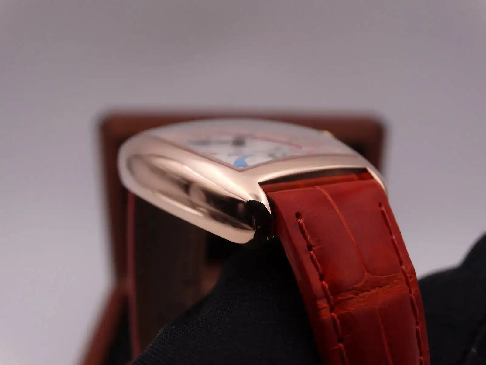 FRANCK MULLER Curvex Cintree Crazu Colors Automatique 03856.webp