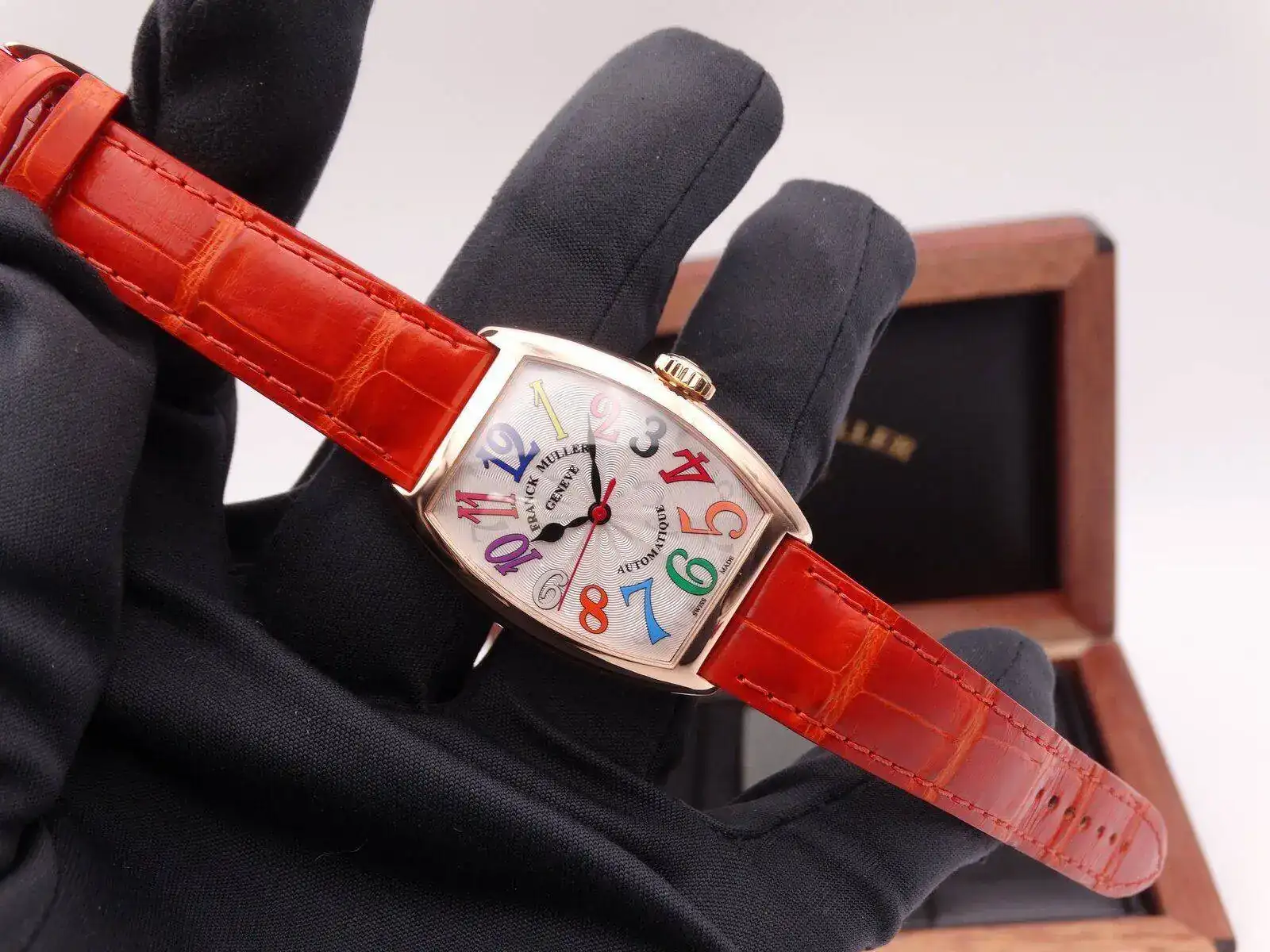 FRANCK MULLER Curvex Cintree Crazu Colors Automatique 03861.webp