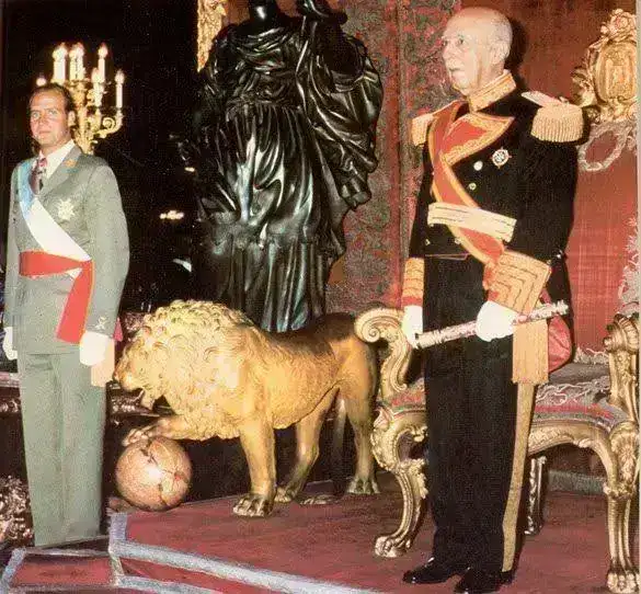 franco%2520y%2520el%2520rey.webp