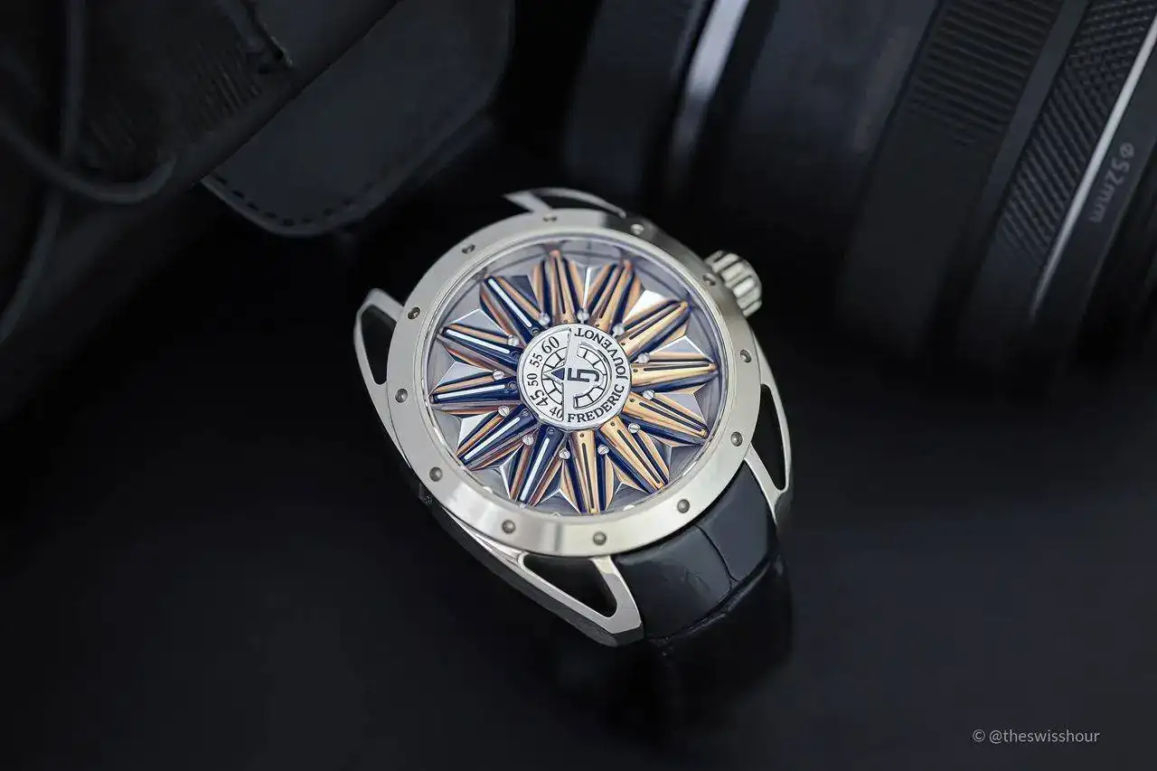 Frederic Jouvenot Helios Albedo 1.jpg