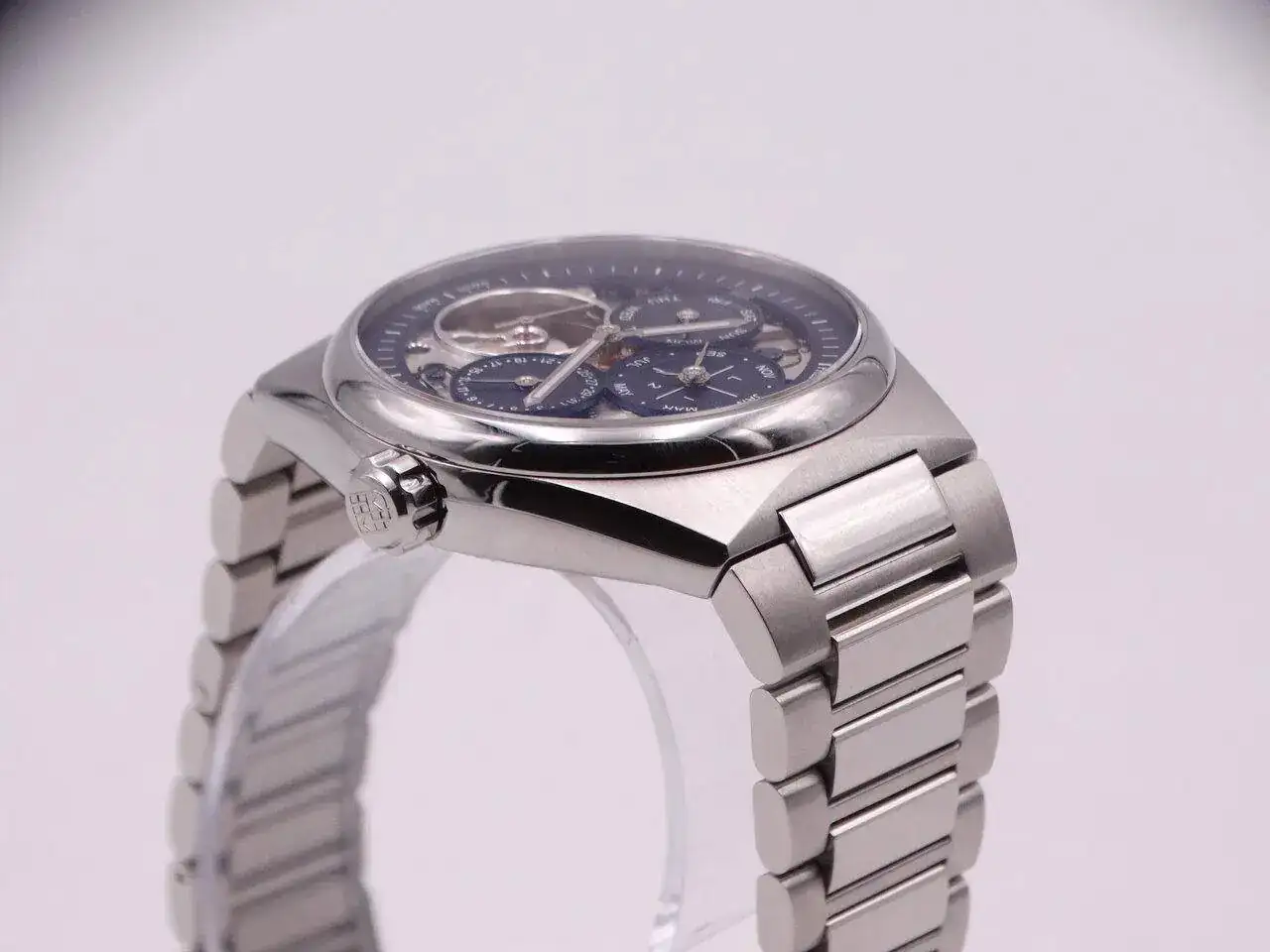 FREDERIQUE CONSTANT Highlife Perpetual 07878.webp