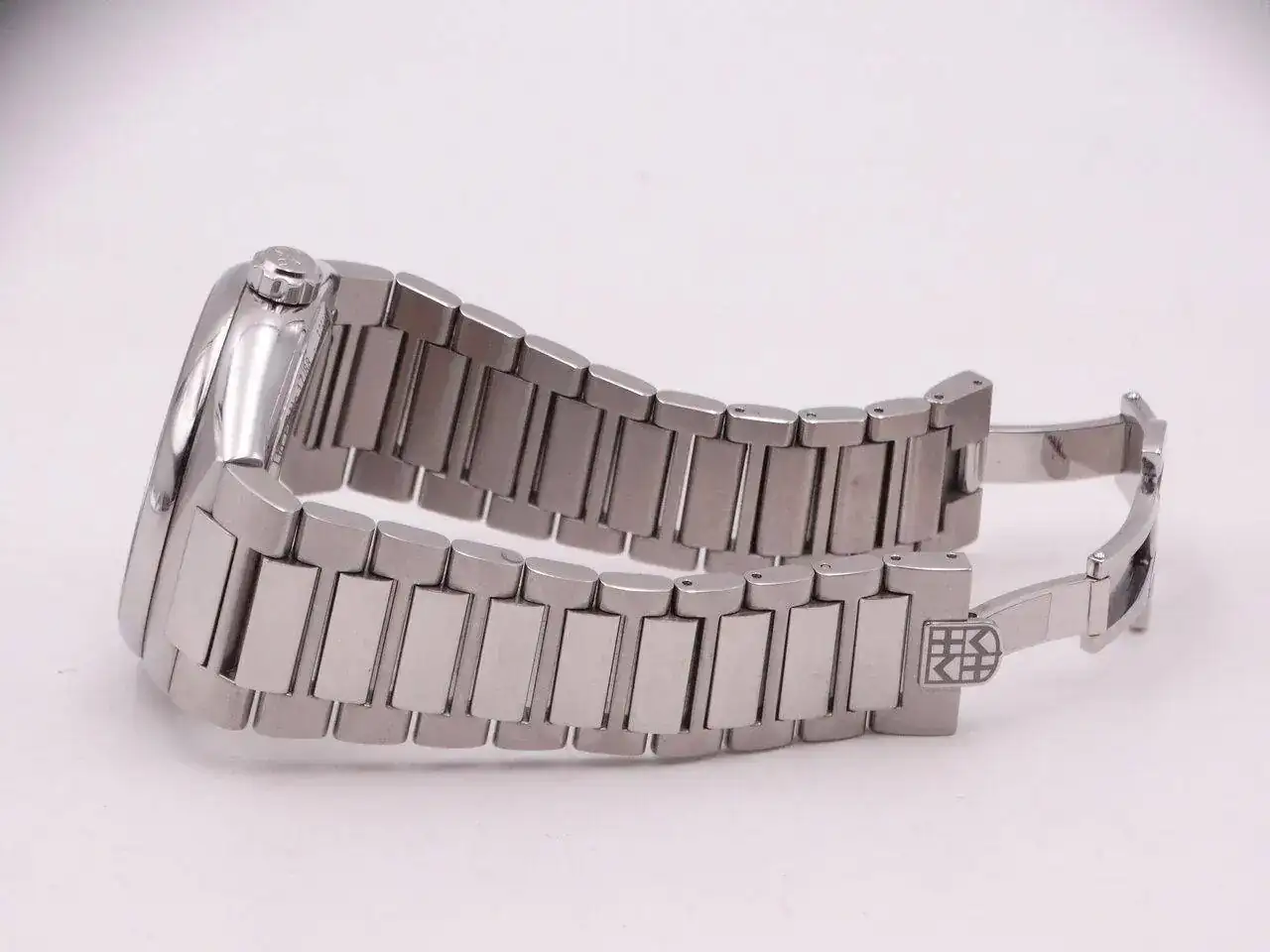 FREDERIQUE CONSTANT Highlife Perpetual 07883.webp